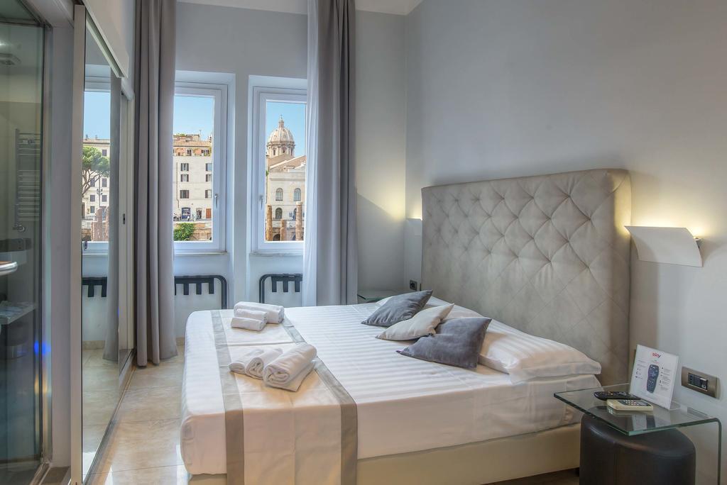 Pantheon Caesar Relais Hotel Rome Exterior photo