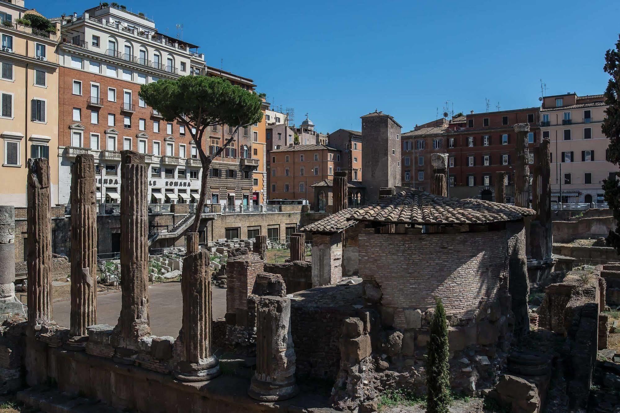 Pantheon Caesar Relais Hotel Rome Exterior photo