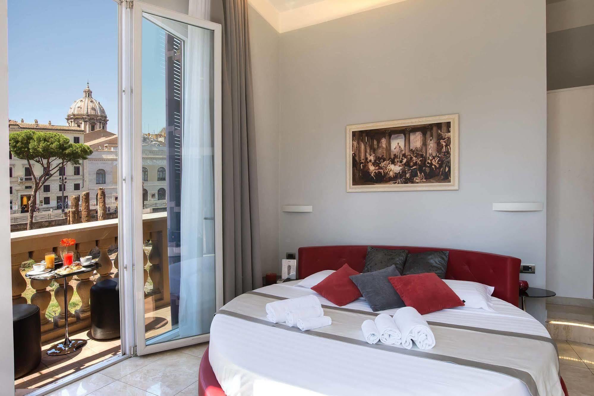 Pantheon Caesar Relais Hotel Rome Exterior photo